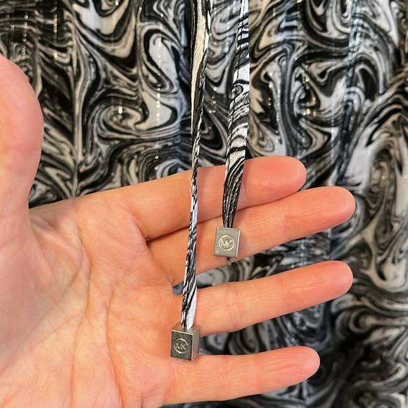 MICHAEL KORS NWOT Long Sleeve Georgette Printed Lined Dress, Size M - Picture 3 of 14